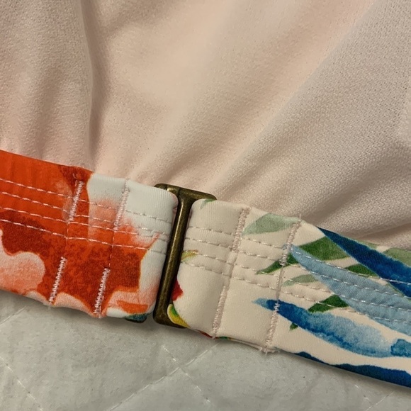 LUCKY BRAND floral print bikini top adjustable straps removable pads white sz 1X - Picture 8 of 14